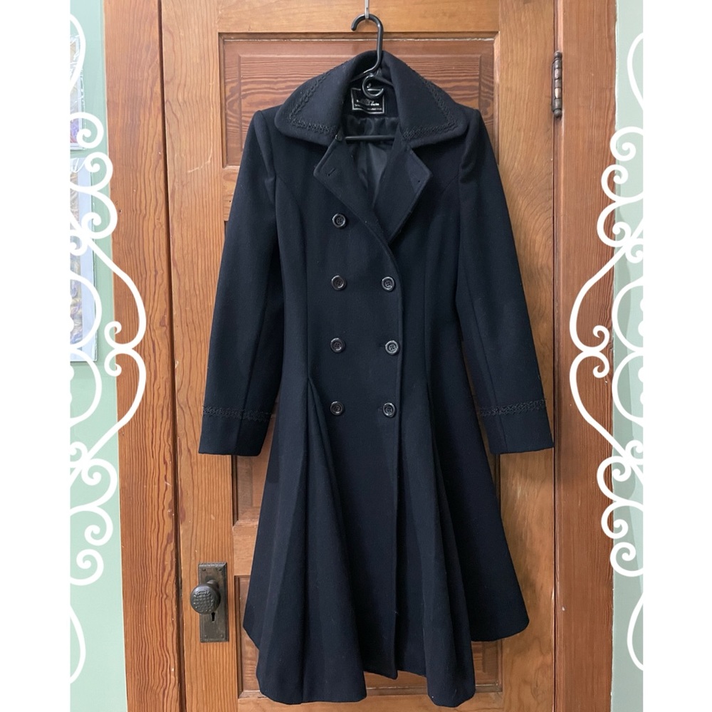 Gothic Lolita Heavy Wool Winter Coat, long, fitted, with corset back